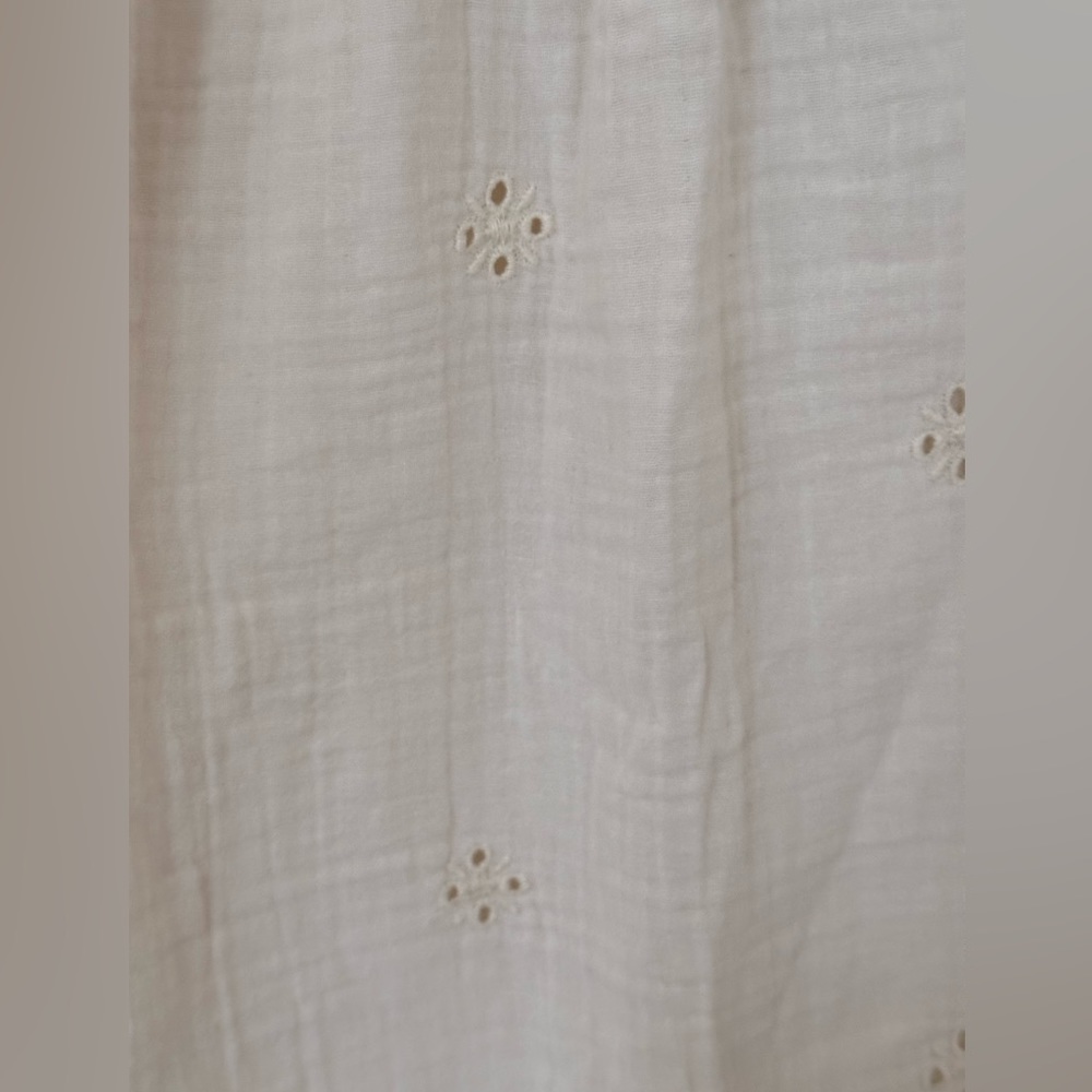 Zara Girl’s Eyelet Cream Blouse size 7 - Picture 3 of 7